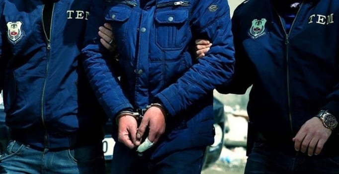 Balıkesir’de uyuşturucu satıcısı 4 kişi tutuklandı