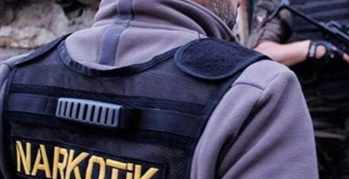Balıkesir'de uyuşturucu satıcısına şok baskın