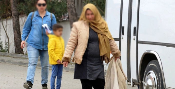 Balıkesir'in Ayvalık ilçesinde 31 kaçak göçmen yakalandı