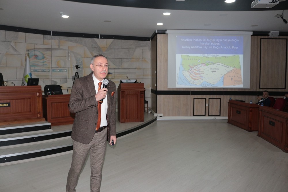 Balıkesir’in depremselliği konuşuldu 