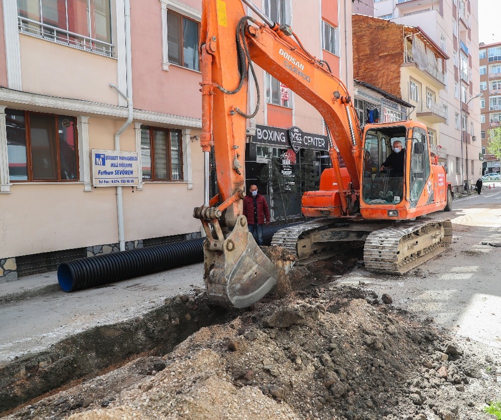 Balıklı ve Servi mahallelerine yağmur suyu hattı 