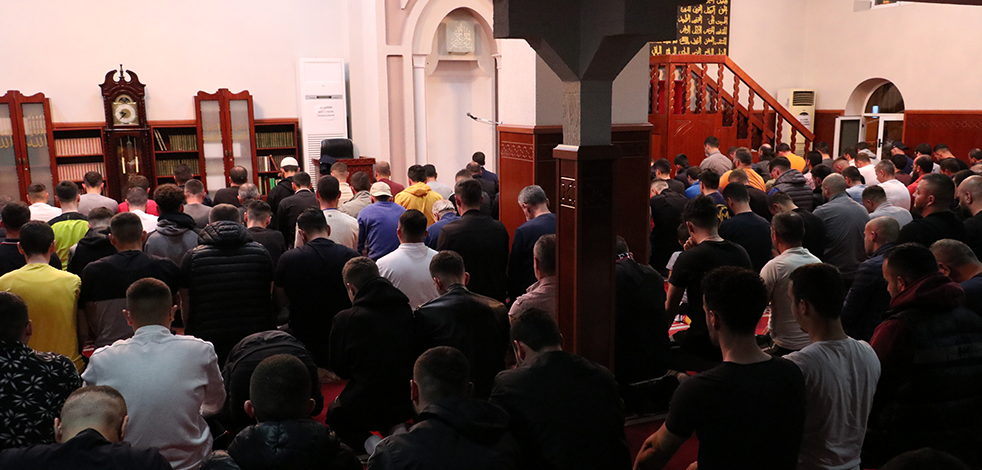 Balkanlar’da Kadir Gecesi dualarla idrak