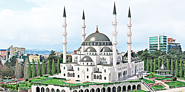 Balkanların en büyük camisi Arnavutluk’ta inşa edilecek