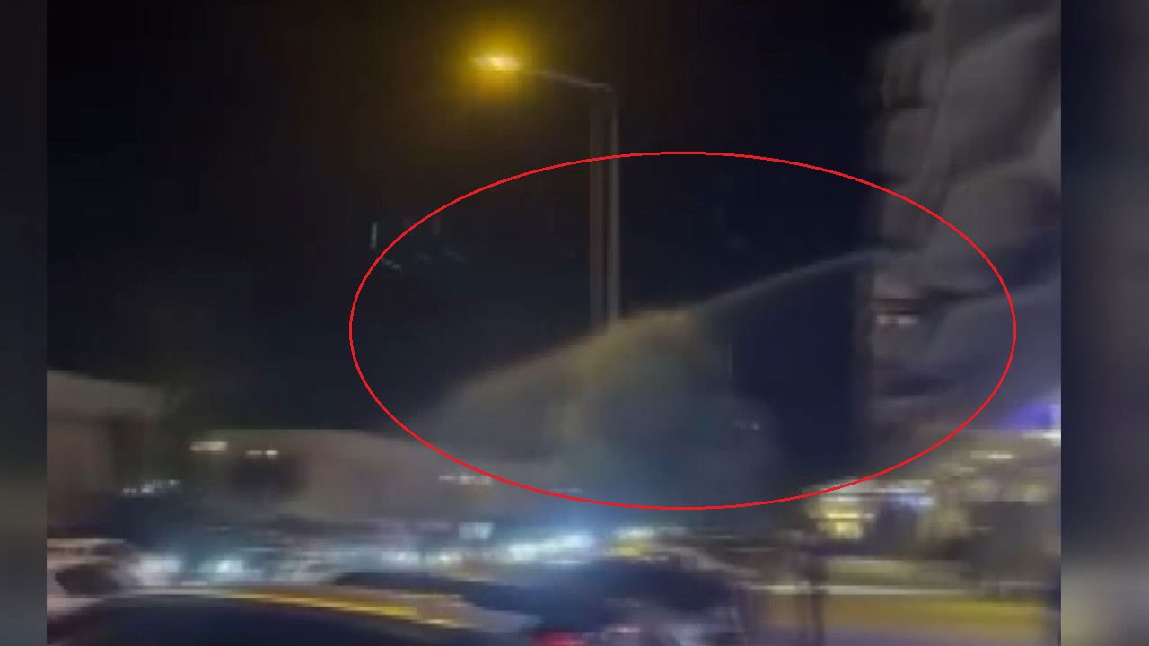 Balkondan hortumla su tuttu! Yüksek sesle müzik dinlediklerine pişman oldular