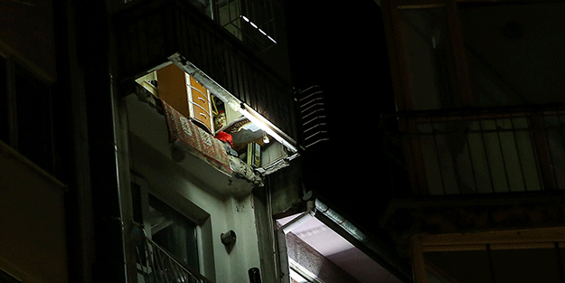 Balkonun çöken zeminiyle 6. kattan düşen kişi hayatını kaybetti