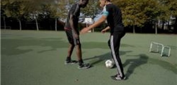 Balotelli rezil oldu!