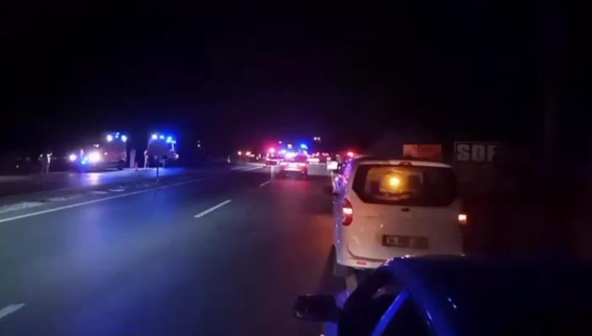 Bandırma’da feci trafik kazası: 1 ölü, 4 yaralı