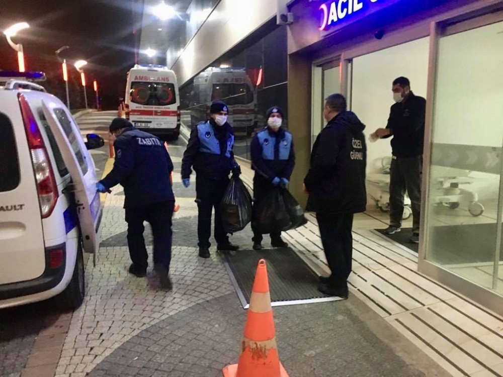 Bandırma’daki hastanelere hijyen ve sağlık malzemesi destekleri yapılıyor 