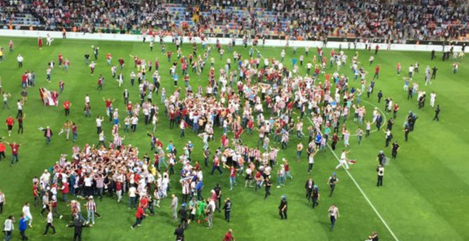 Bandırmaspor, PTT 1. Lig'e yükseldi