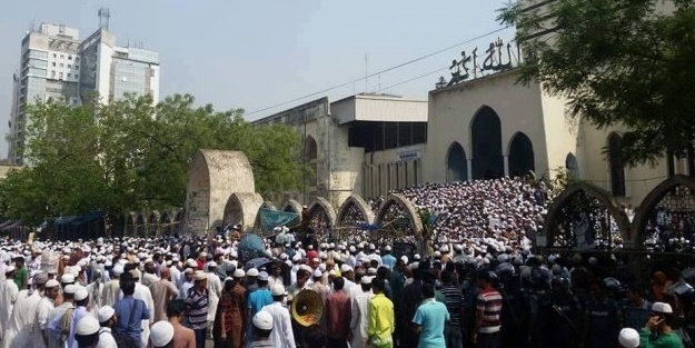 O ülke İslam'a savaş açtı!