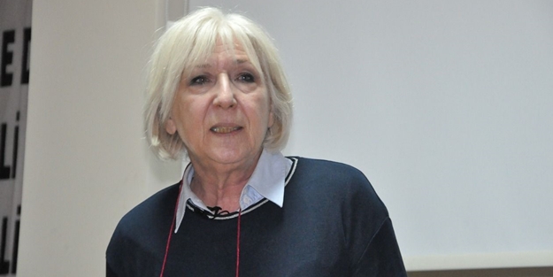 'Erkekler düşmanınız değil' diyen Banu Avar kadınlara seslendi: Bunlar zehirlidir, uzak durun!