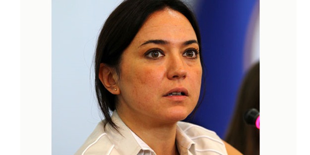 Kemalist Banu'ya Kemalist şamar