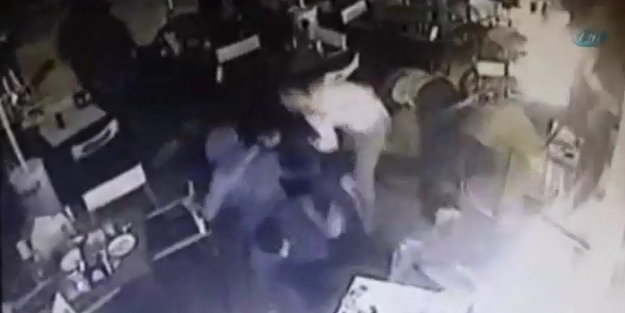 Bar kaçkınları canını zor kurtardı