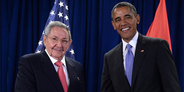 Obama ve Castro bir araya geldi