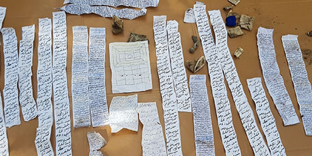 Baraj suyu çekilince çok sayıda muska ortaya çıktı