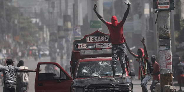 Barbekü ayaklanması! Çeteler ülkeyi yangın yerine çevirdi