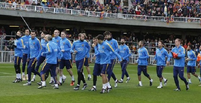 Barcelona antrenmanını 10 bin kişi izledi