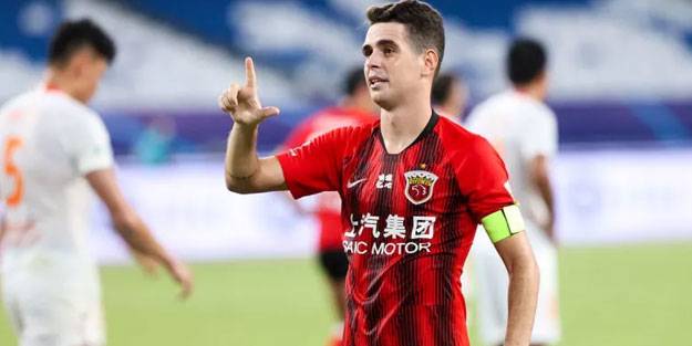 Barcelona dünyanın en çok kazanan 5. futbolcusunu istiyor