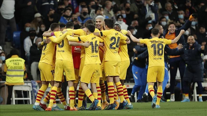 Barcelona, Real Madrid deplasmanında 4-0 kazandı