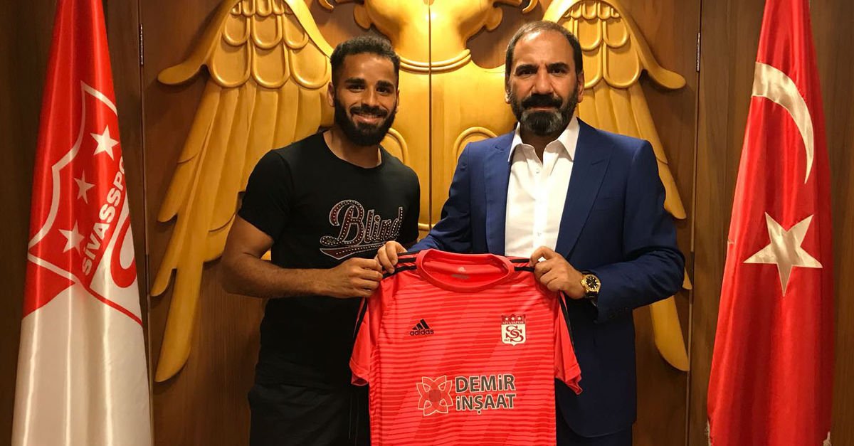 Barcelonalı yıldız resmen Sivaspor'da