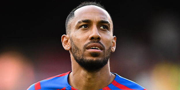 Barcelona'nın golcüsünden kötü haber!