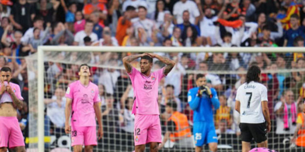 Barcelona'nın rakibi küme düştü