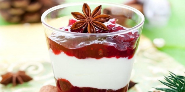 Bardakta vişneli muhallebi nasıl yapılır? Vişneli muhallebi tarifi