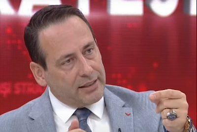 Bari bir kez bizi yanıltsan! Ahlak ve haya sahibi her belediye başkanı bunu yapar, ama...