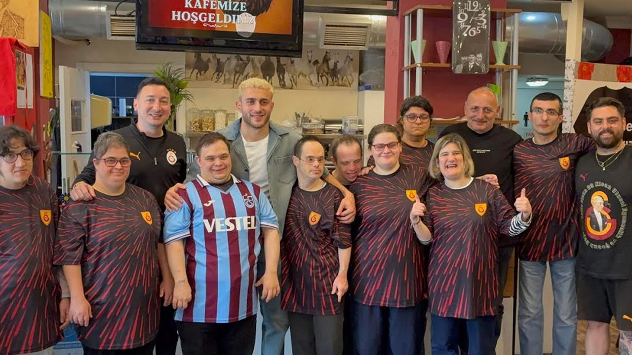 Barış Alper Yılmaz’dan Down Cafe’ye destek