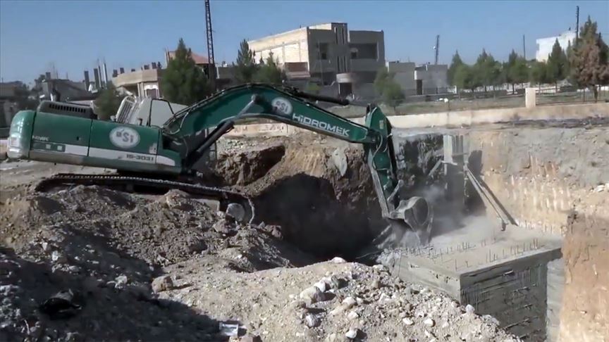 Barış Pınarı Harekatı ile terörden arındırılan Resulayn'da belirlenen yeni tüneller kapatıldı