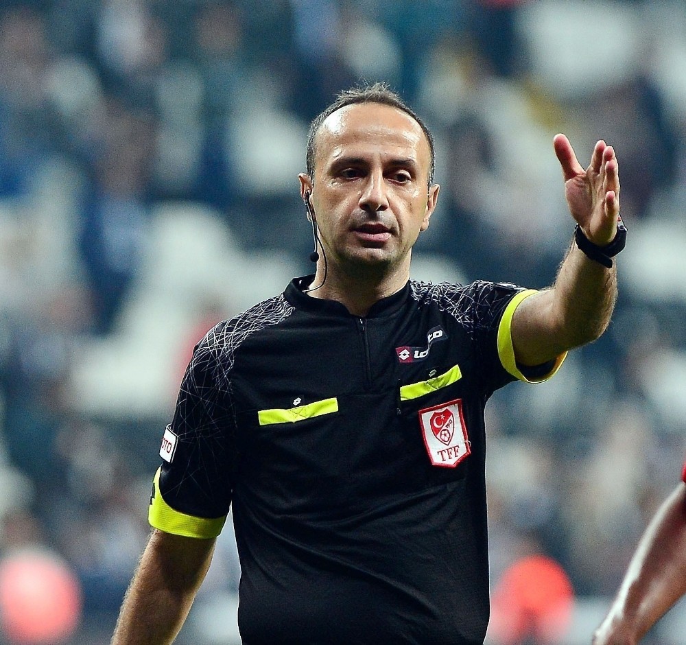 Barış Şimşek, UEFA Hakem Eğitimcileri Kursu’na katılıyor 