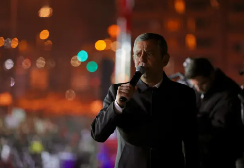 Barış Yarkadaş’ın sözleri doğruysa bu bir ihanettir: Özgür Özel biliyordu ve halkı bile bile sokağa döktü