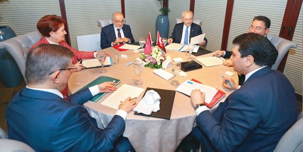 Barış Yarkadaş'tan flaş çıkış: 6'lı masada o ismin adaylığı istenmiyor!