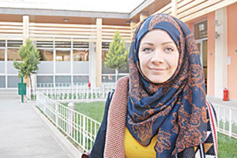 “Barış dinini seçtiğim için çok mutluyum”