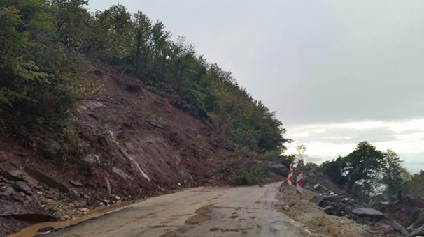 Bartın-Kurucaşile karayolu kapandı