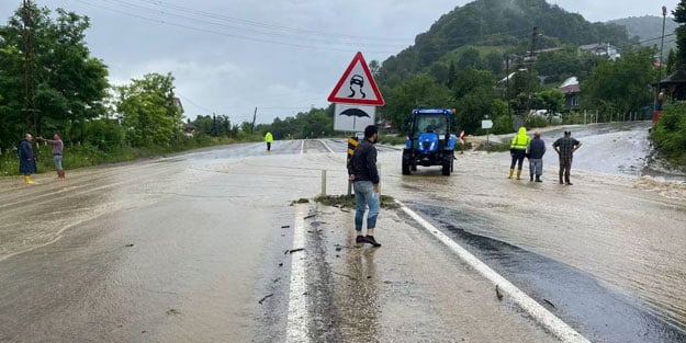 Bartın’da sağanak yağış nedeniyle hamile ve engelli kamu çalışanlarına izin