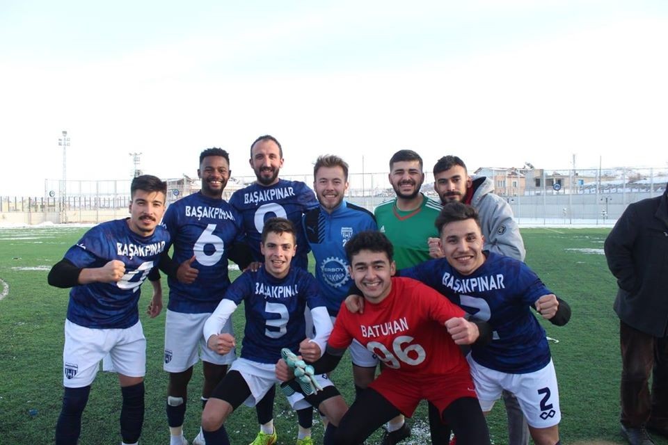 Başakpınar Belediyespor şampiyonluğunu ilan etti 