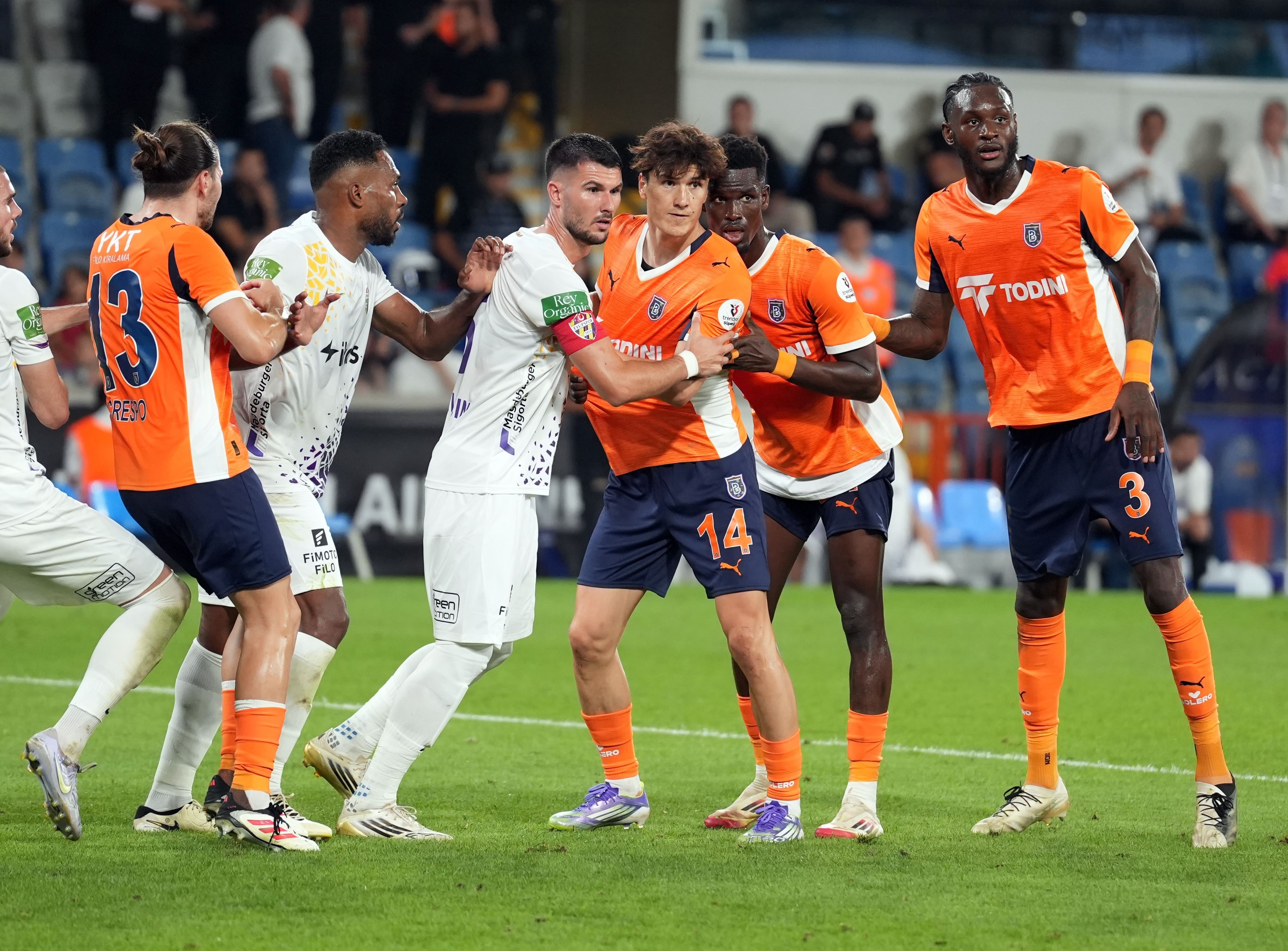 Başakşehir: 0 - Eyüpspor: 0