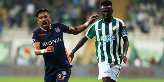 Başakşehir - Bursaspor maçı tatil edildi!