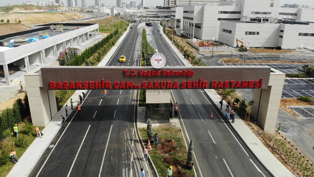 Başakşehir Çam ve Sakura Şehir Hastanesi yarın açılıyor 
