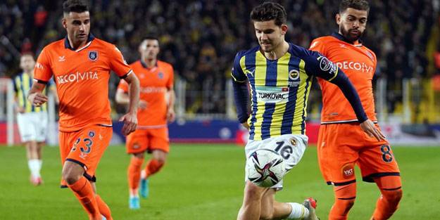 Başakşehir, Fenerbahçe'yi evinde yıktı