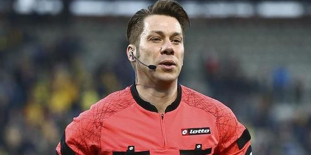 Başakşehir-Galatasaray maçının önüne geçen an!