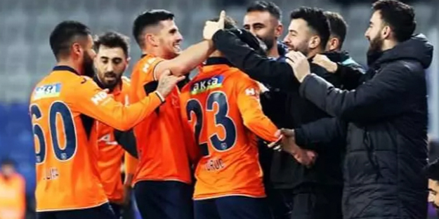 Başakşehir, Lider'in ensesinde! Yine kazandılar...