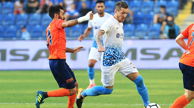 Başakşehir ve Trabzonspor Twitter'dan tartıştı!