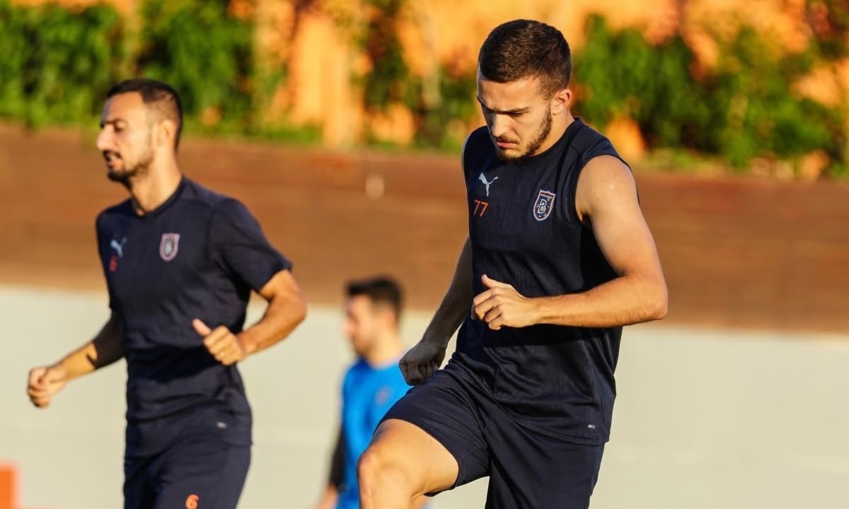 Başakşehir, Viking FK rövanşı öncesi çalışmalarını sürdürdü