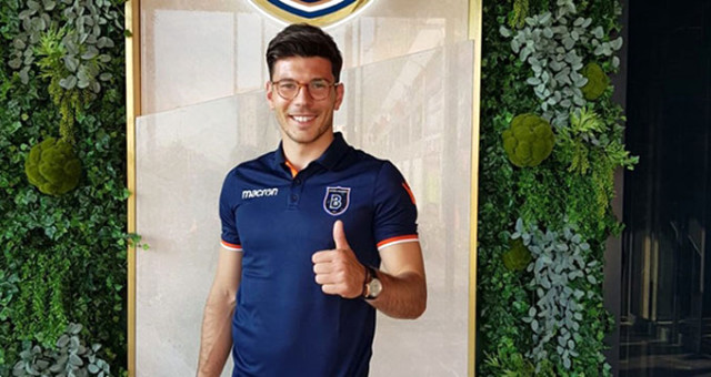 Başakşehir yıldız oyuncuyu kadrosuna kattı