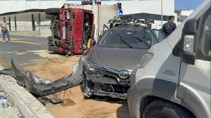 Başakşehir’de 5 Araçlı Kazada Ortalık Savaş Alanına Döndü