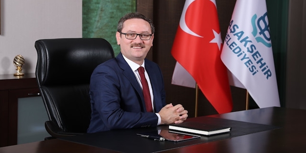 Başakşehir'de AK Parti adayı Yasin Kartoğlu kazandı