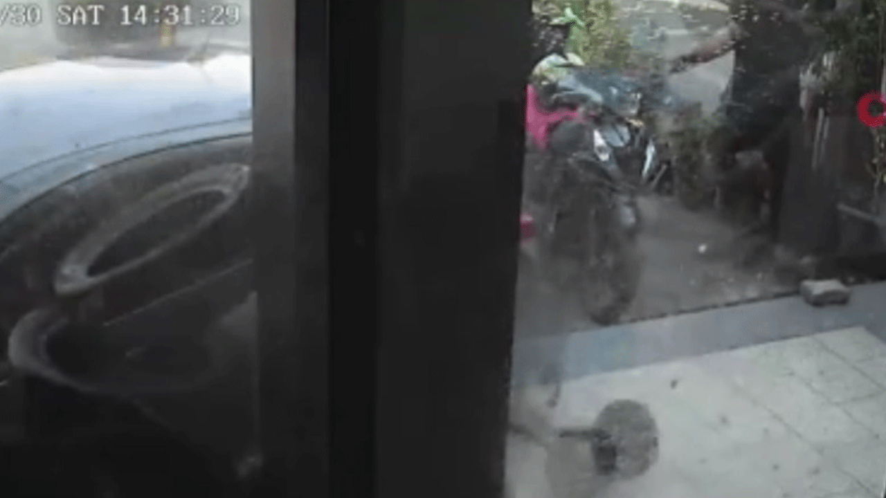 Başakşehir'de feci kaza: Ezilmekten son anda kurtuldu!