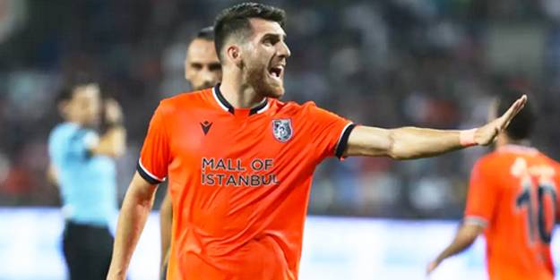 Başakşehir'de flaş ayrılık!